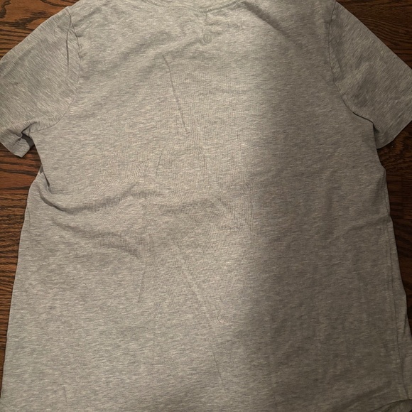 Lulu shirt - Picture 2 of 3